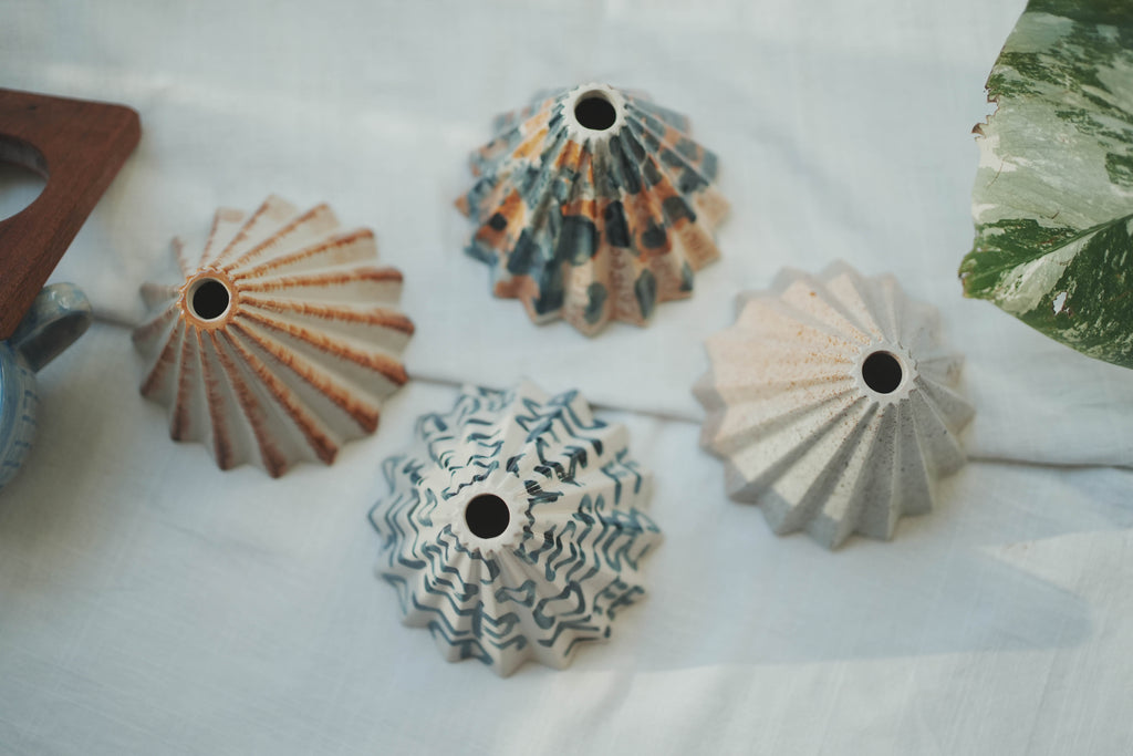 咖啡手沖架_泰國職人作品摺紙濾杯_a藍黃水染班點