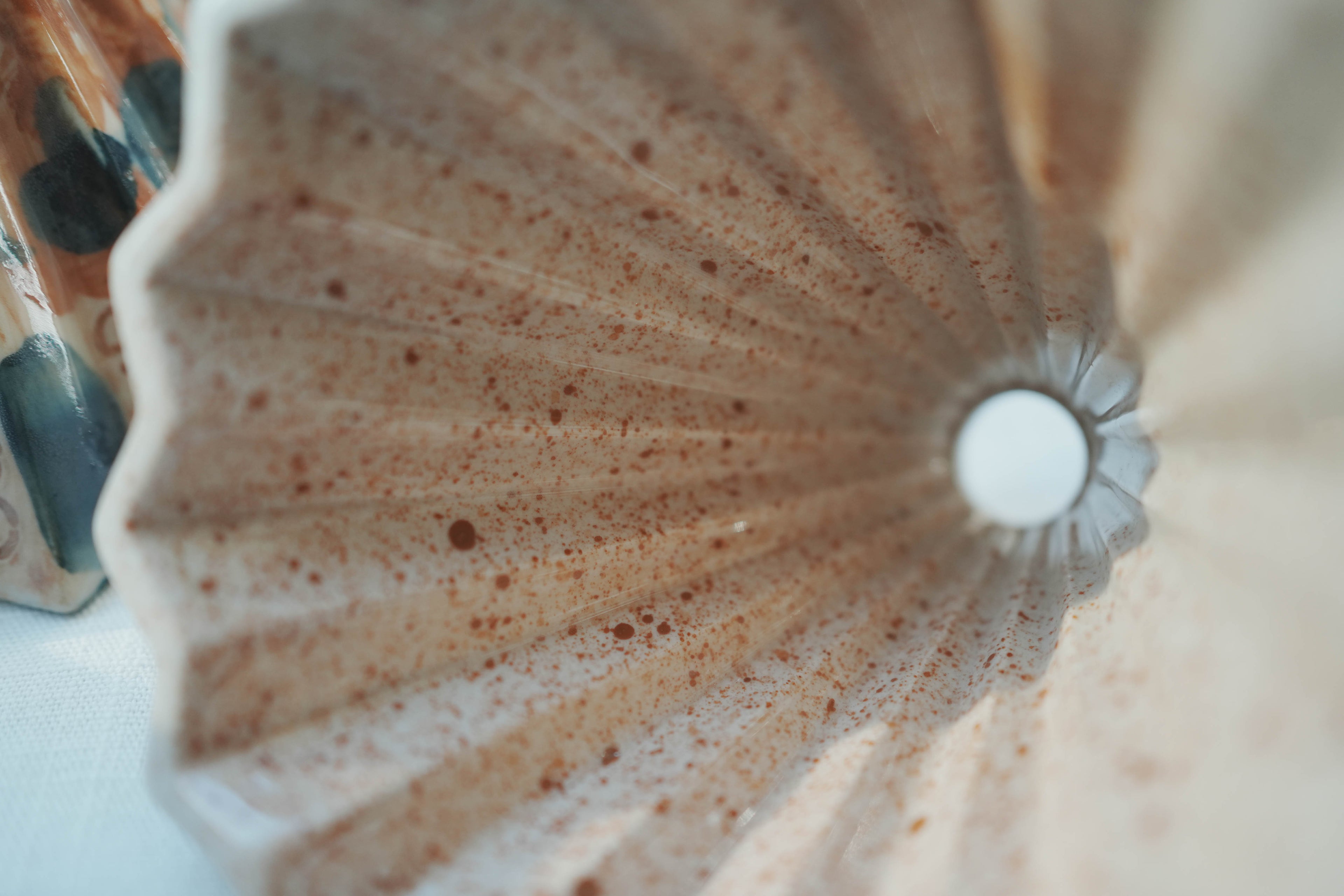 咖啡手沖架_泰國職人作品摺紙濾杯_d大地色米棕細點