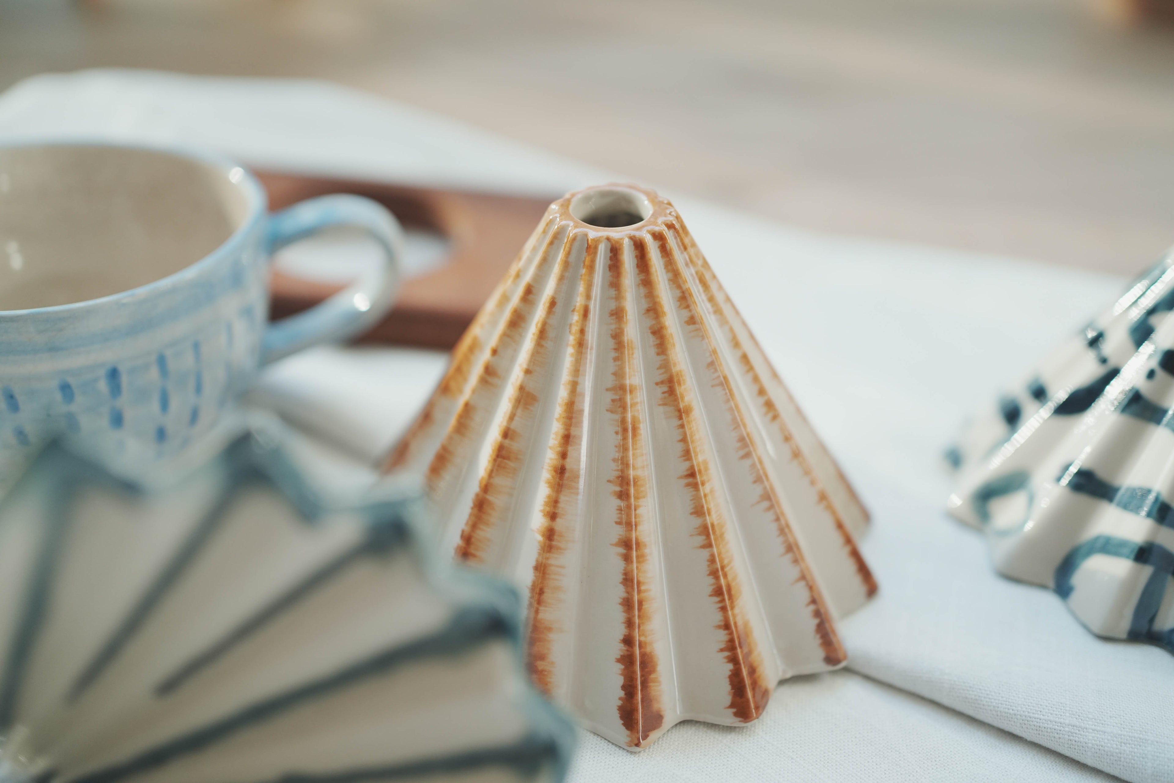 咖啡手沖架_泰國職人作品摺紙濾杯_c咖啡色直刷紋