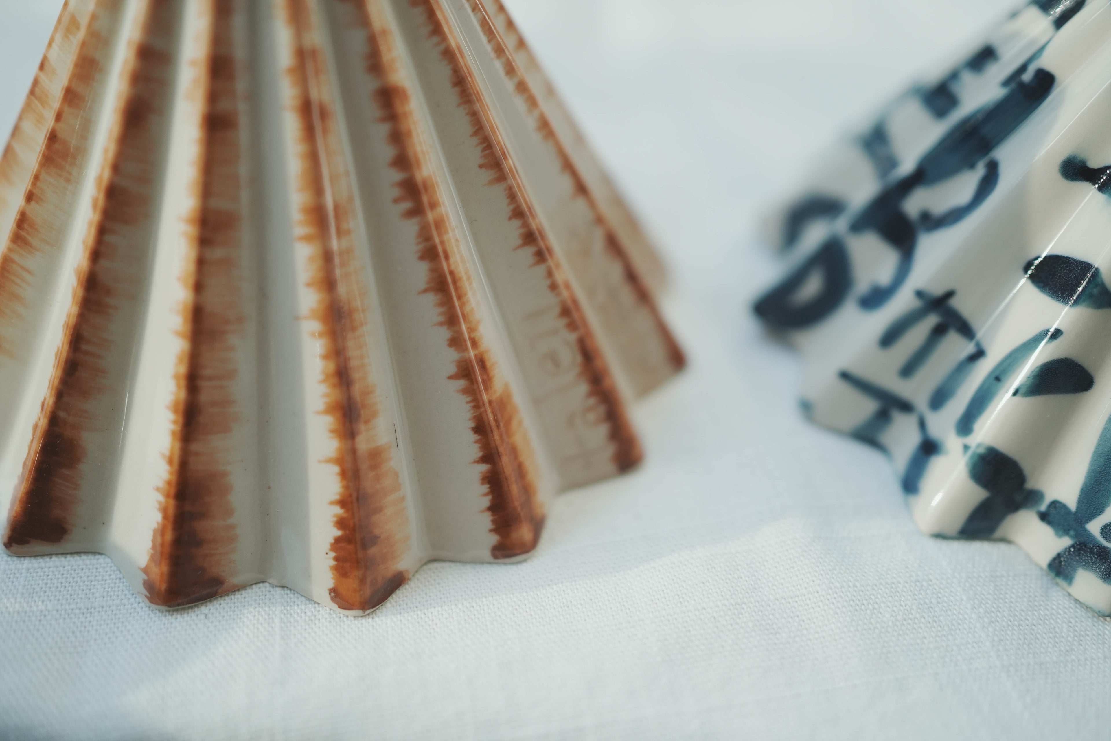 咖啡手沖架_泰國職人作品摺紙濾杯_c咖啡色直刷紋