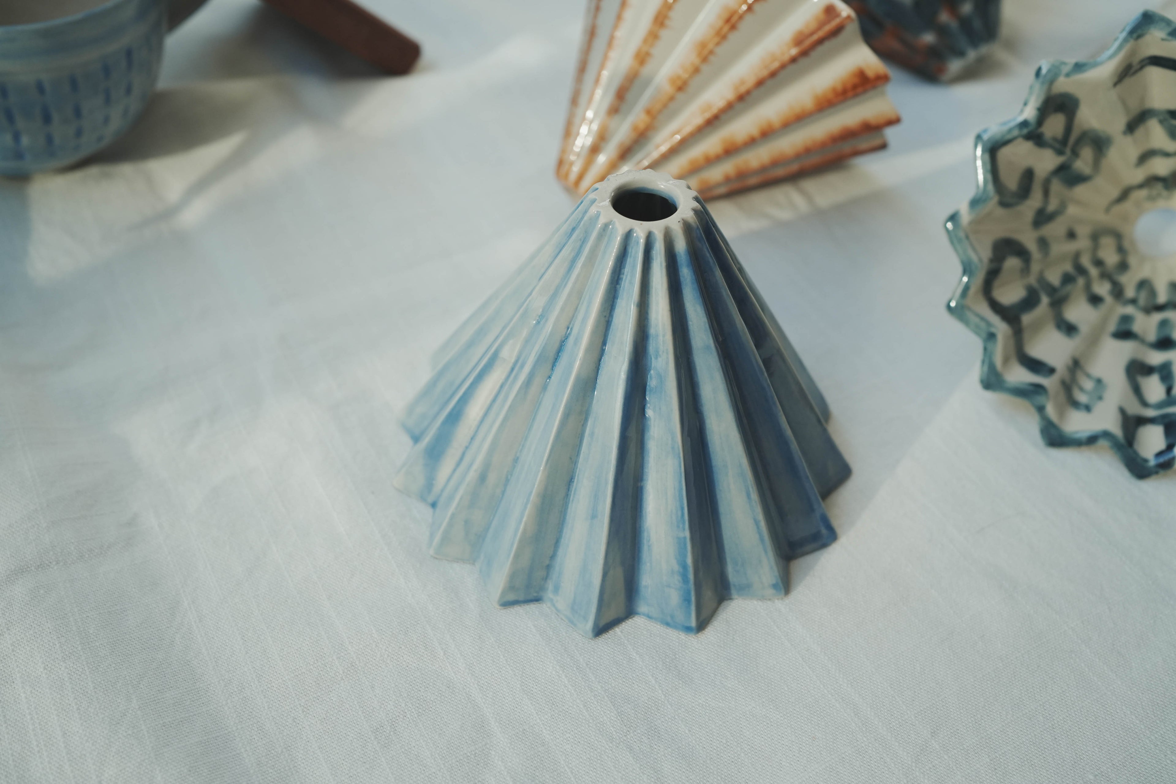 咖啡手沖架_泰國職人作品摺紙濾杯_e淺水藍不規則素色