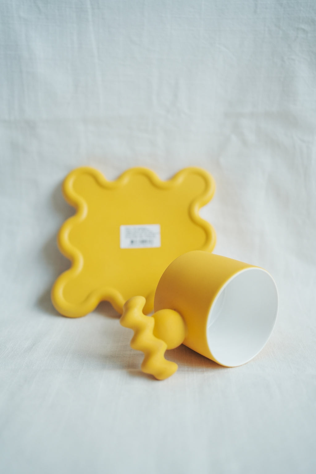 陶瓷波浪杯盤組 - 黃