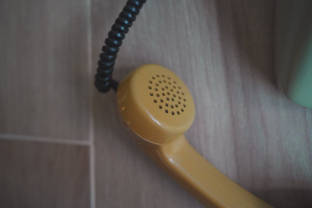 古董_德國 Hagenuk 雙色拼接機械電話 (鼠尾草綠 x 芥末黃)