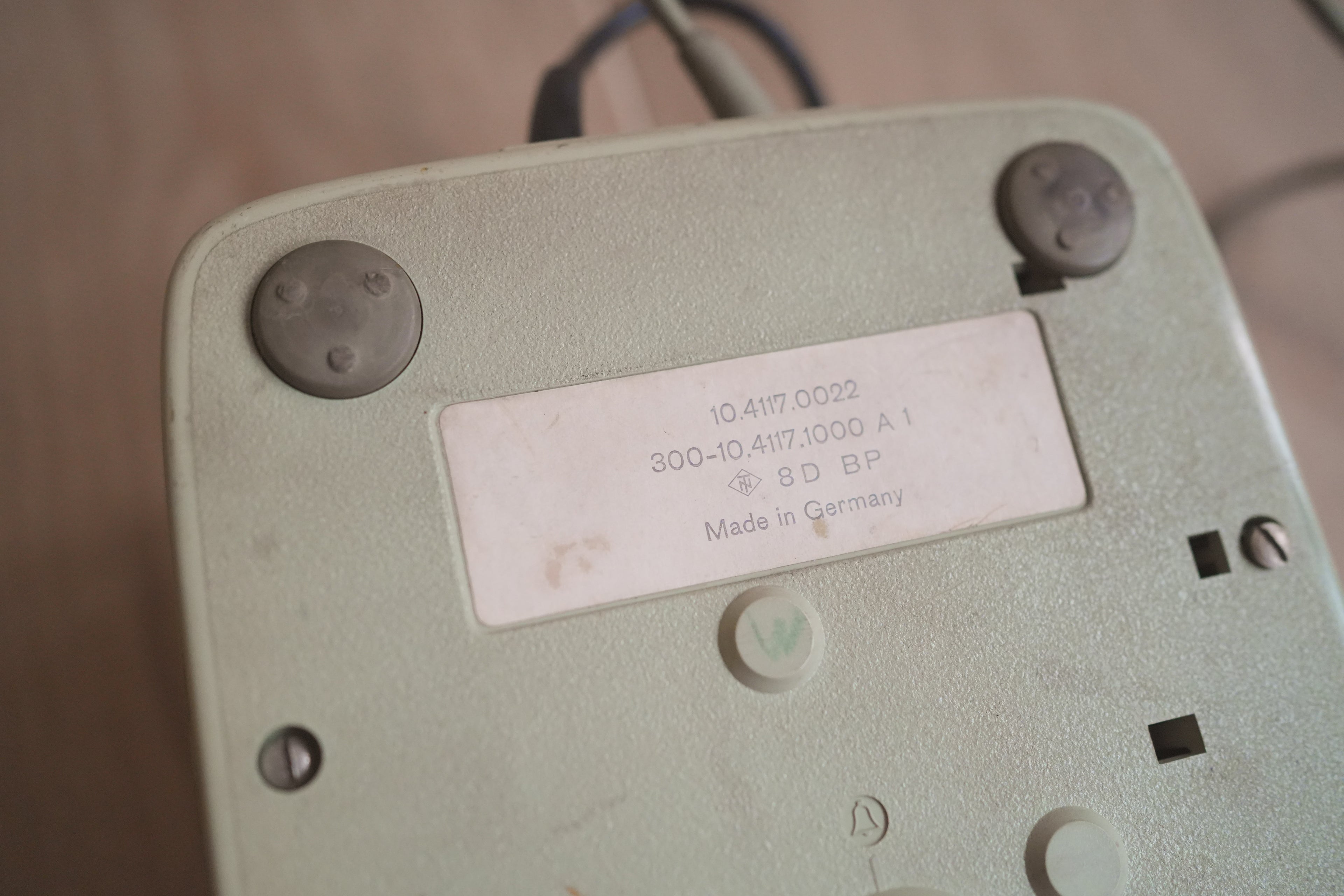 古董_德國 Hagenuk 雙色拼接機械電話 (鼠尾草綠 x 芥末黃)