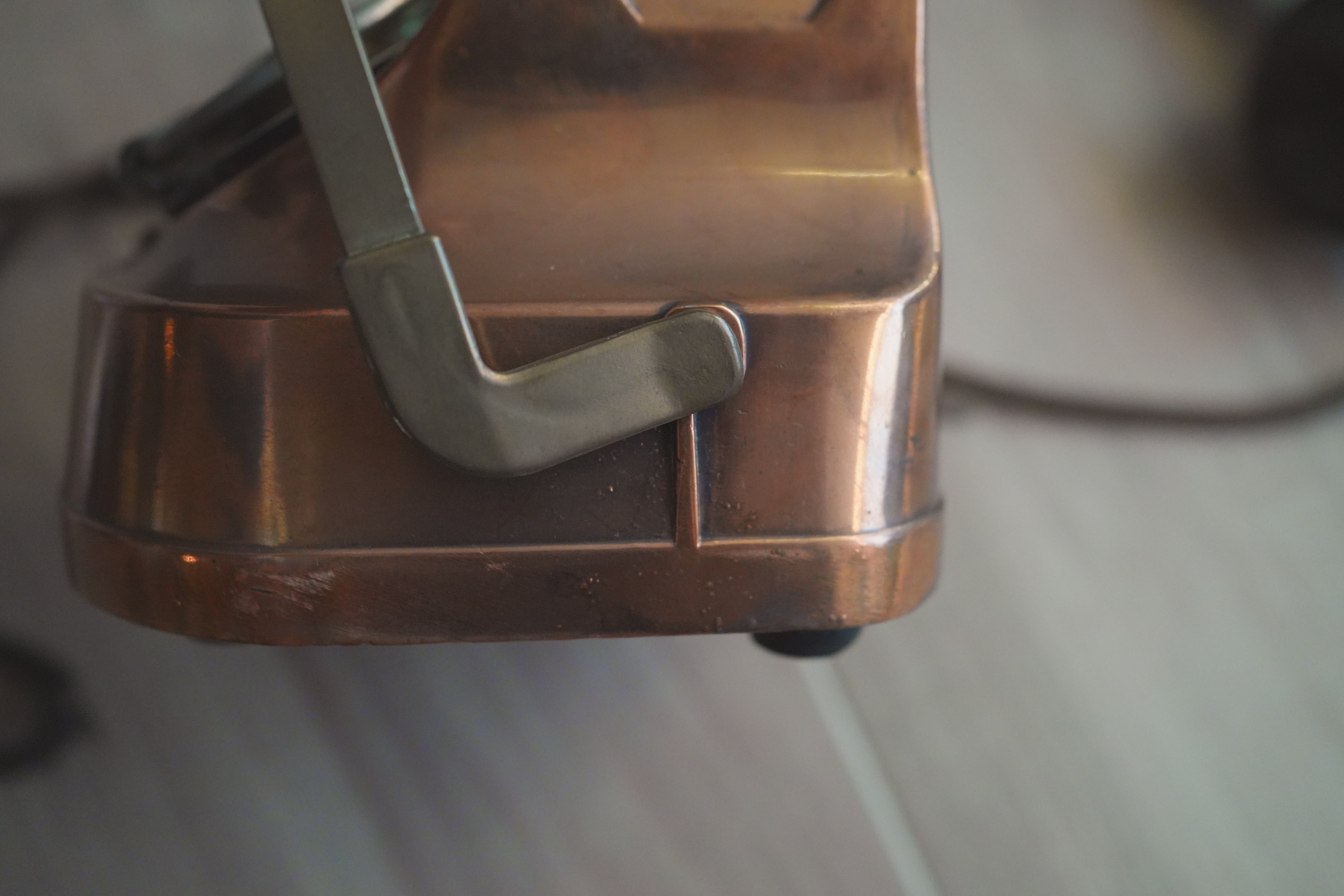 古董_哥本哈根的聲音：丹麥 KTAS D30 銅身電話