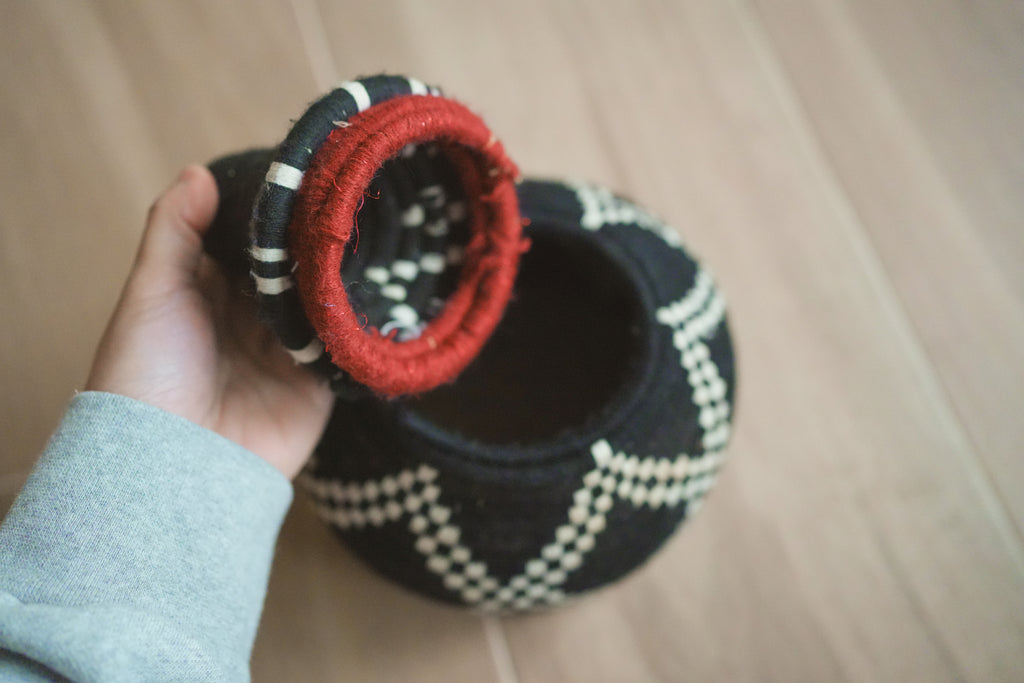 北非手工藝【A】Smal 草編彩織置物籃 (帶蓋)_大菱形_黑