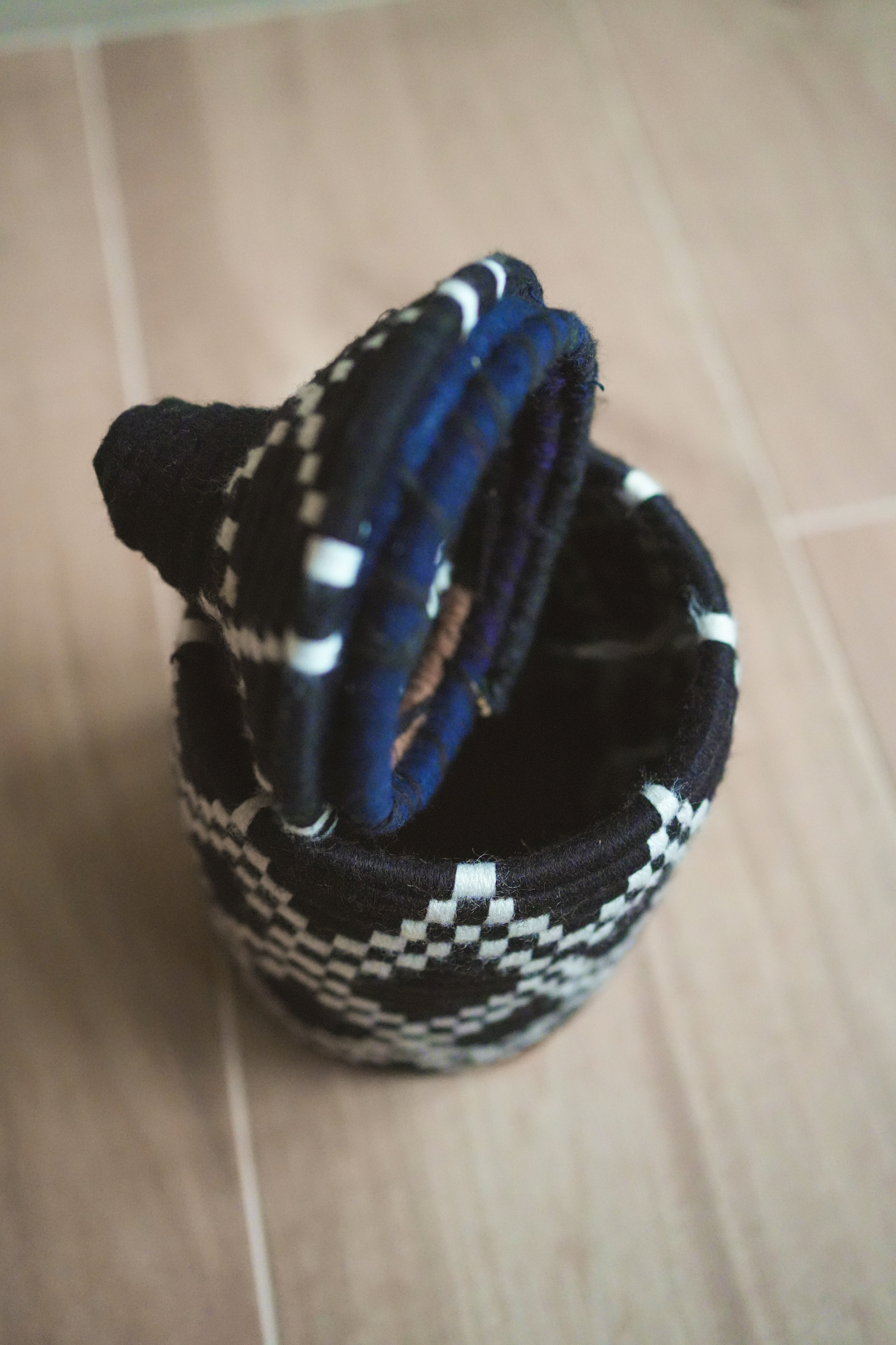 北非手工藝【C】Smal 草編彩織置物籃 (帶蓋)_大菱形_黑